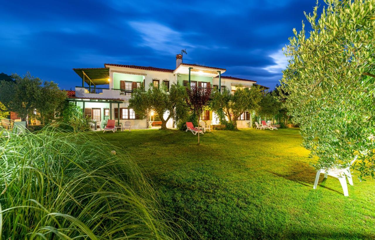 Villa Hrisavgi Nikiti  Exterior foto